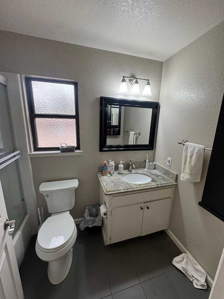 509 4th St - Photo 6 of 6