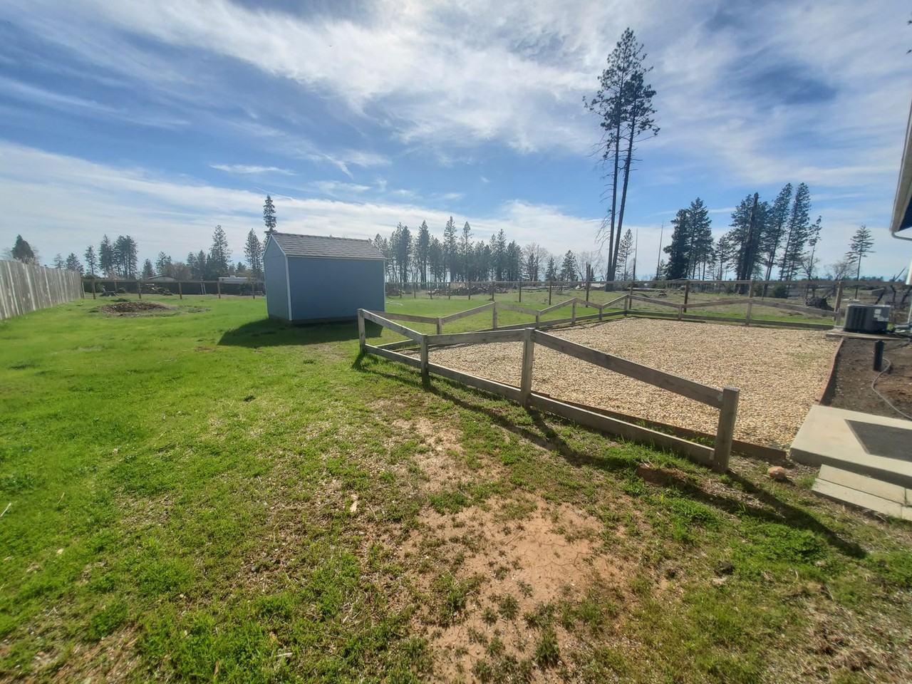 1492 Elliott Rd - Photo 5 of 15