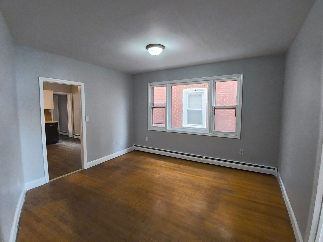 232 Rankin St - Photo 2 of 7