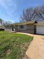 featured image of 611 Village Rd