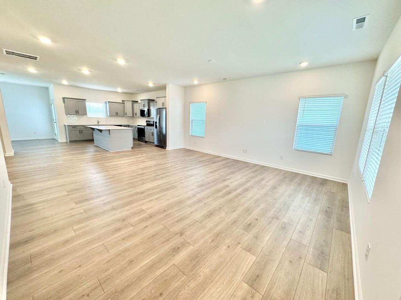 215 Ocelot Ln - Photo 6 of 15