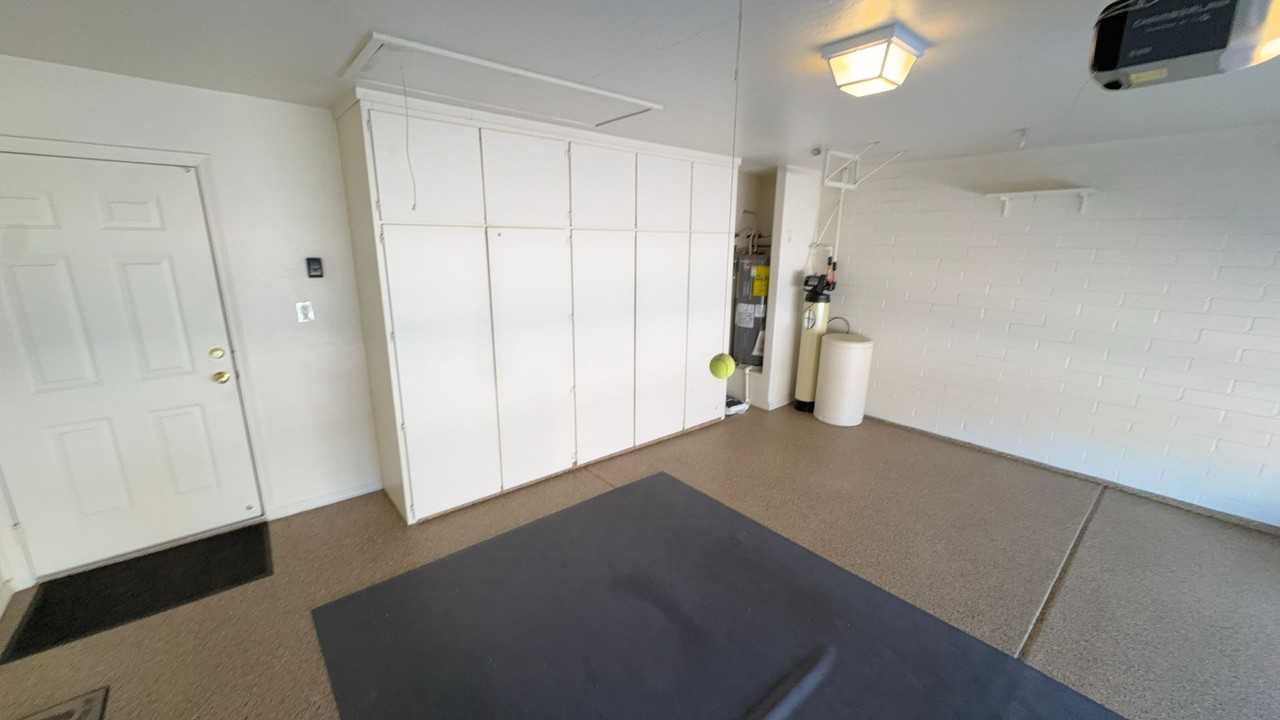 11019 E Knowles Ave - Photo 3 of 18