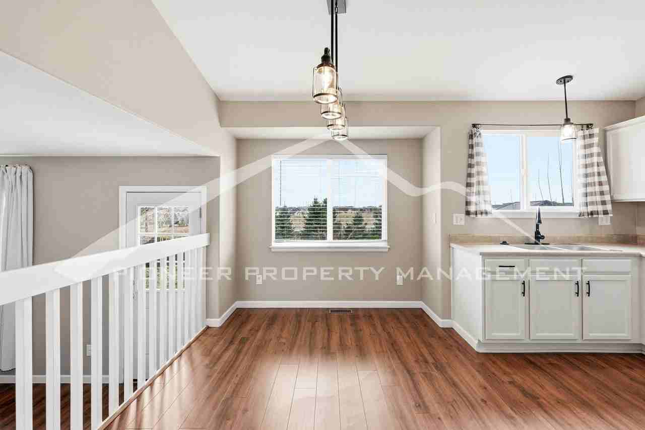 5556 S Yakima Way - Photo 5 of 24