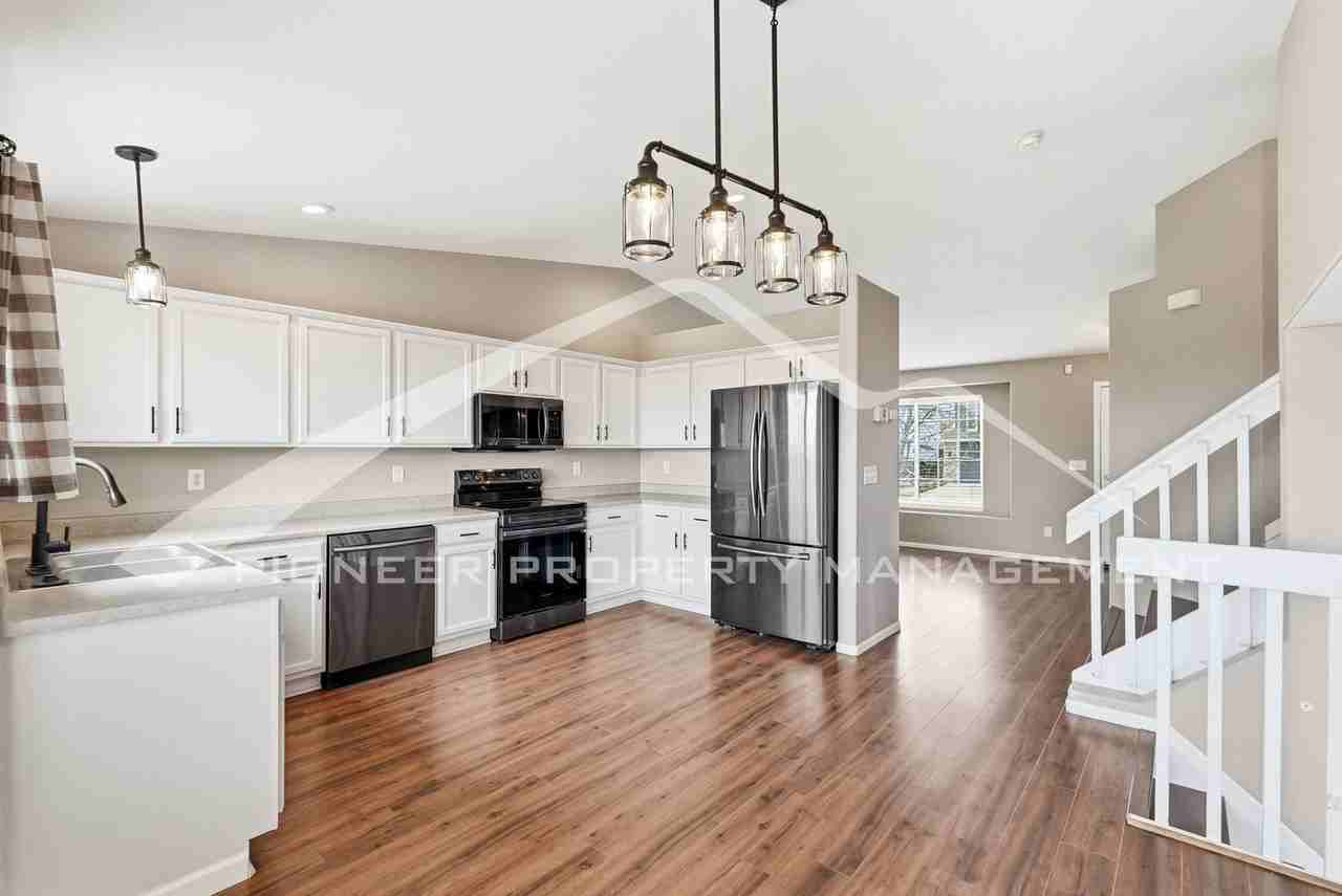 5556 S Yakima Way - Photo 7 of 24