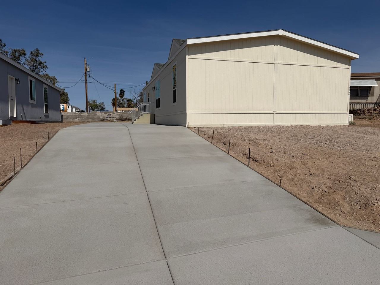 2060 Monazite Pl - Photo 2 of 14