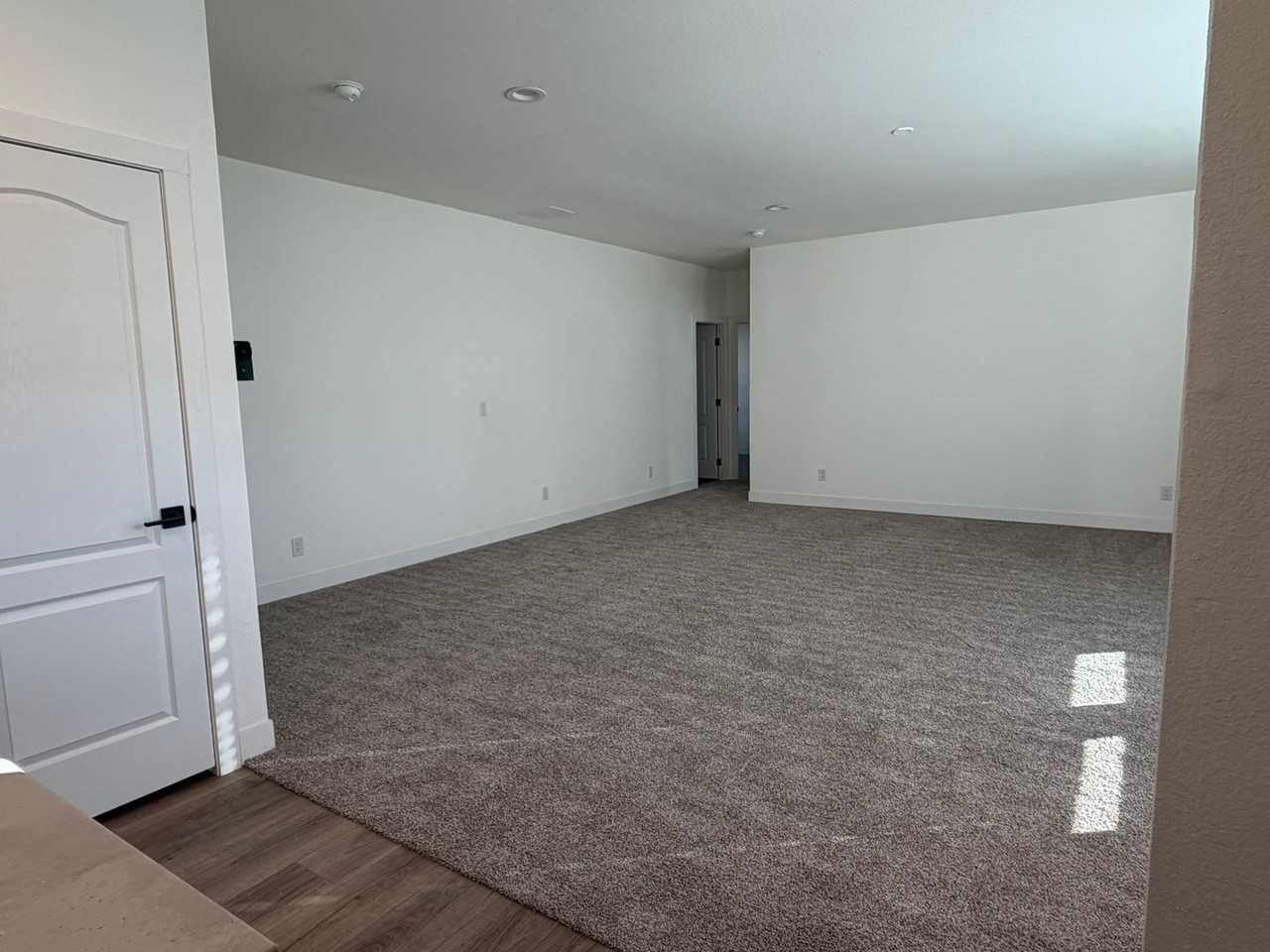 2060 Monazite Pl - Photo 7 of 14