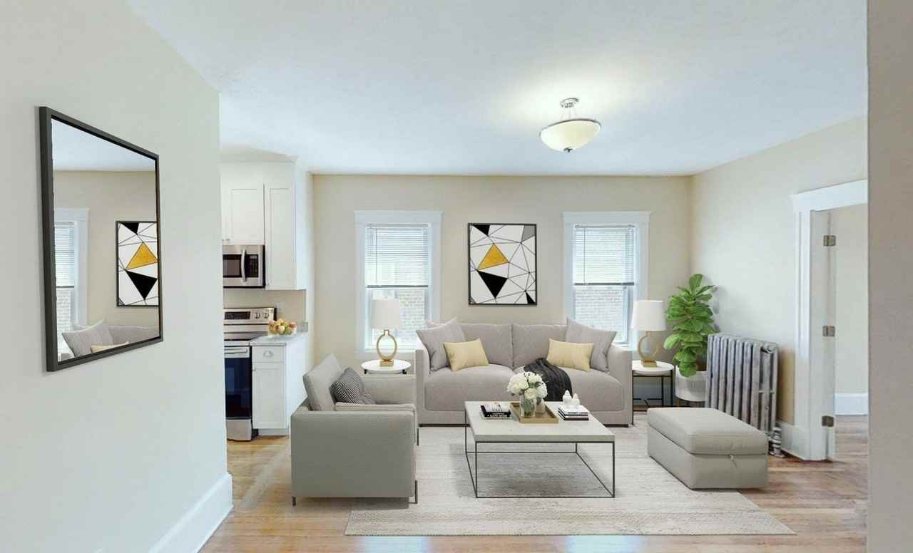 301 Tappan St - Photo 4 of 15