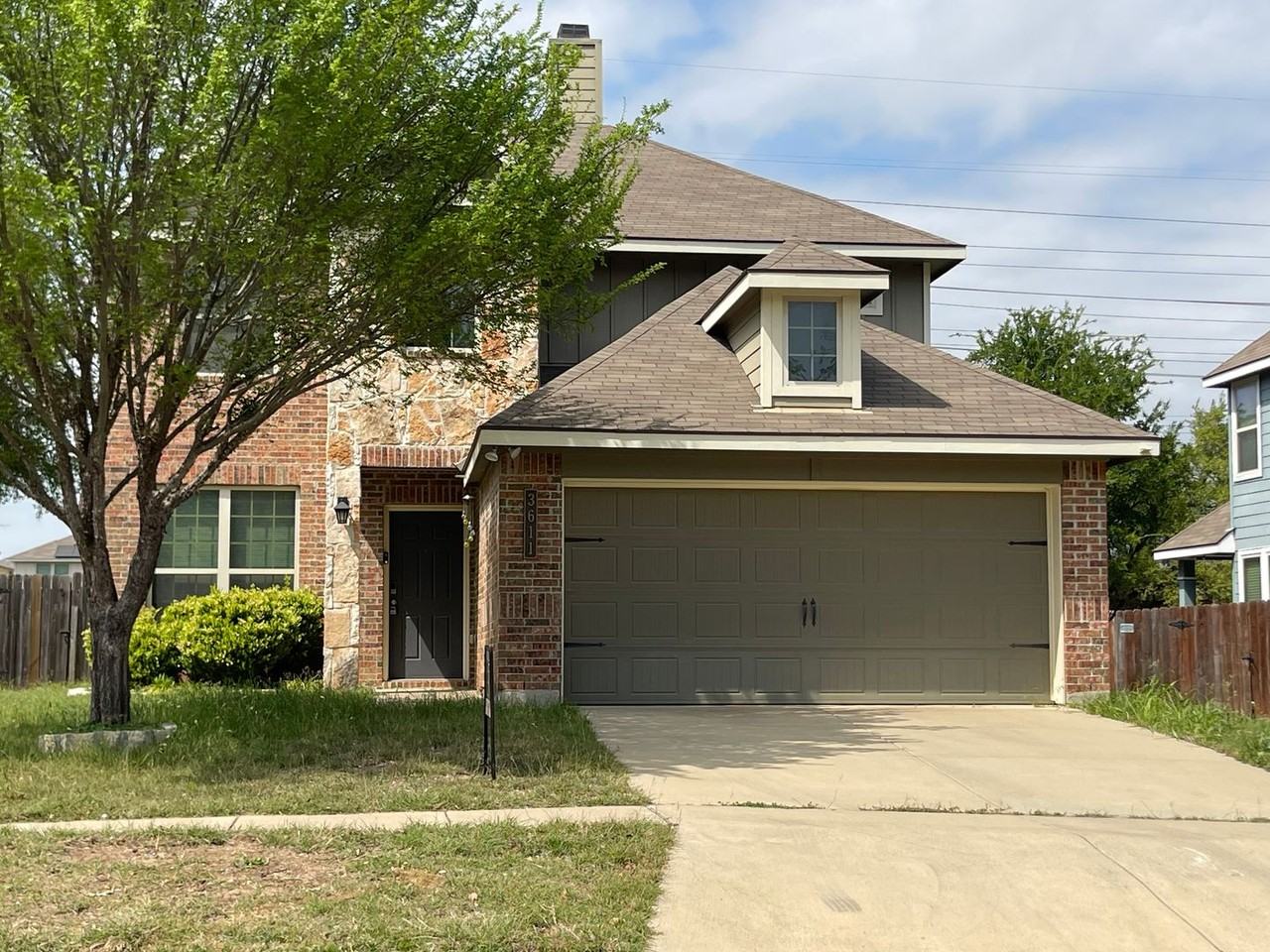 3611 Rusack Dr - Photo 2 of 2