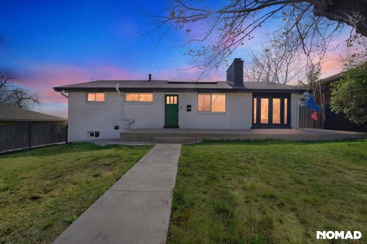 9040 Yucca Way - Photo 2 of 34