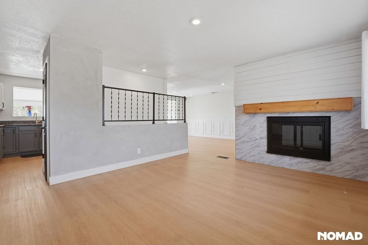 9040 Yucca Way - Photo 4 of 34