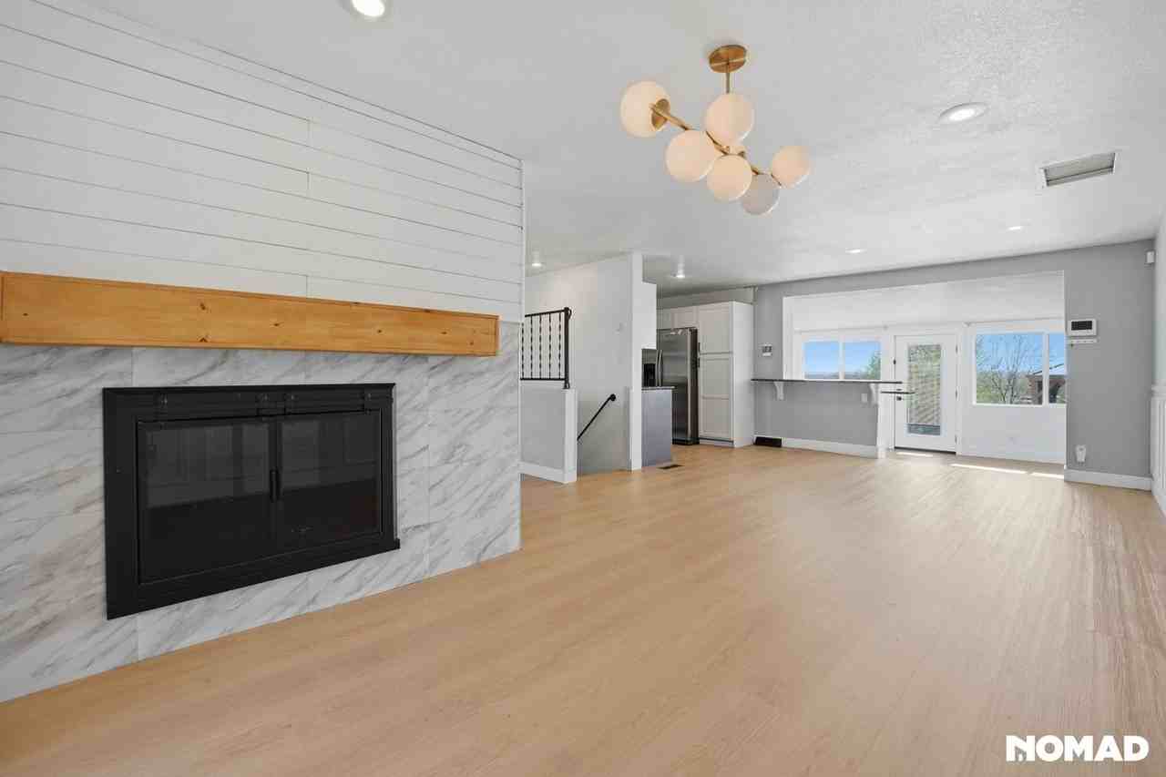 9040 Yucca Way - Photo 6 of 34