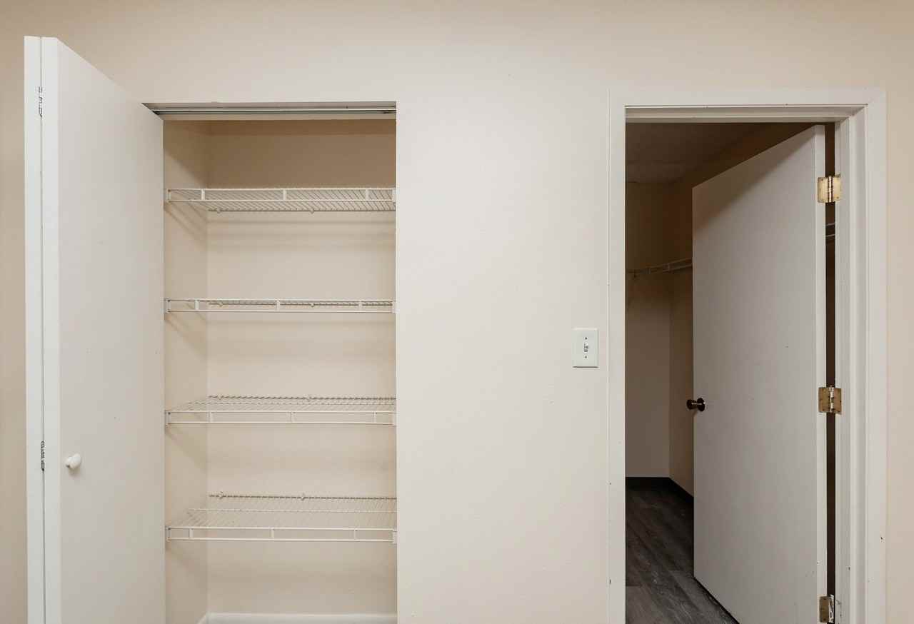 $500 off first full month rent PLUS reduced rents! - Photo 5 of 28