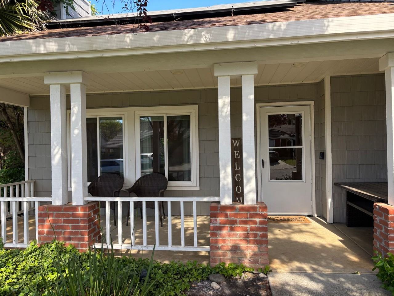 879 Fall River Trl - Photo 3 of 36