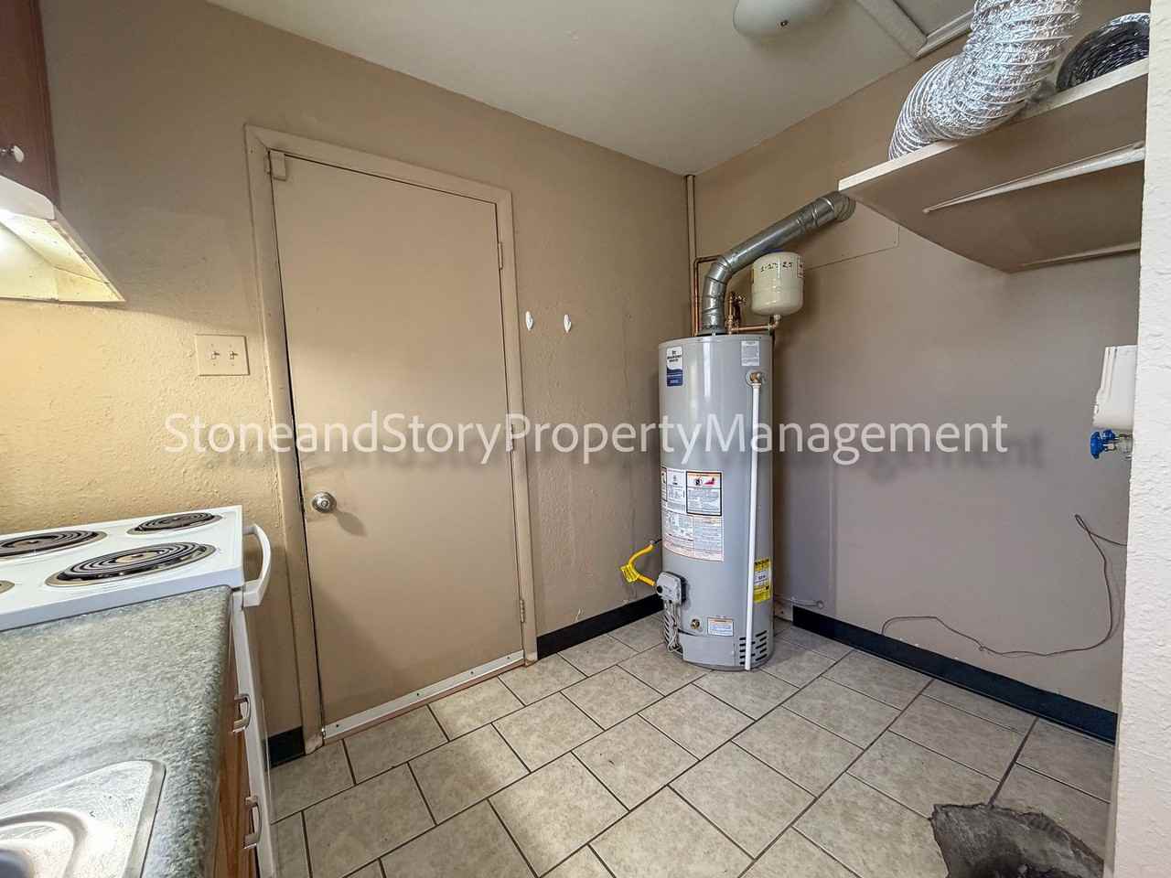 1749 Sw Green Acres Ave - Photo 6 of 13