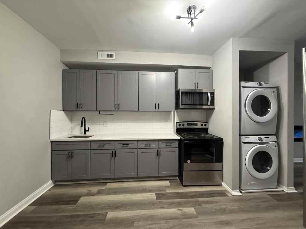 5340 Maple Ave - Photo 3 of 20