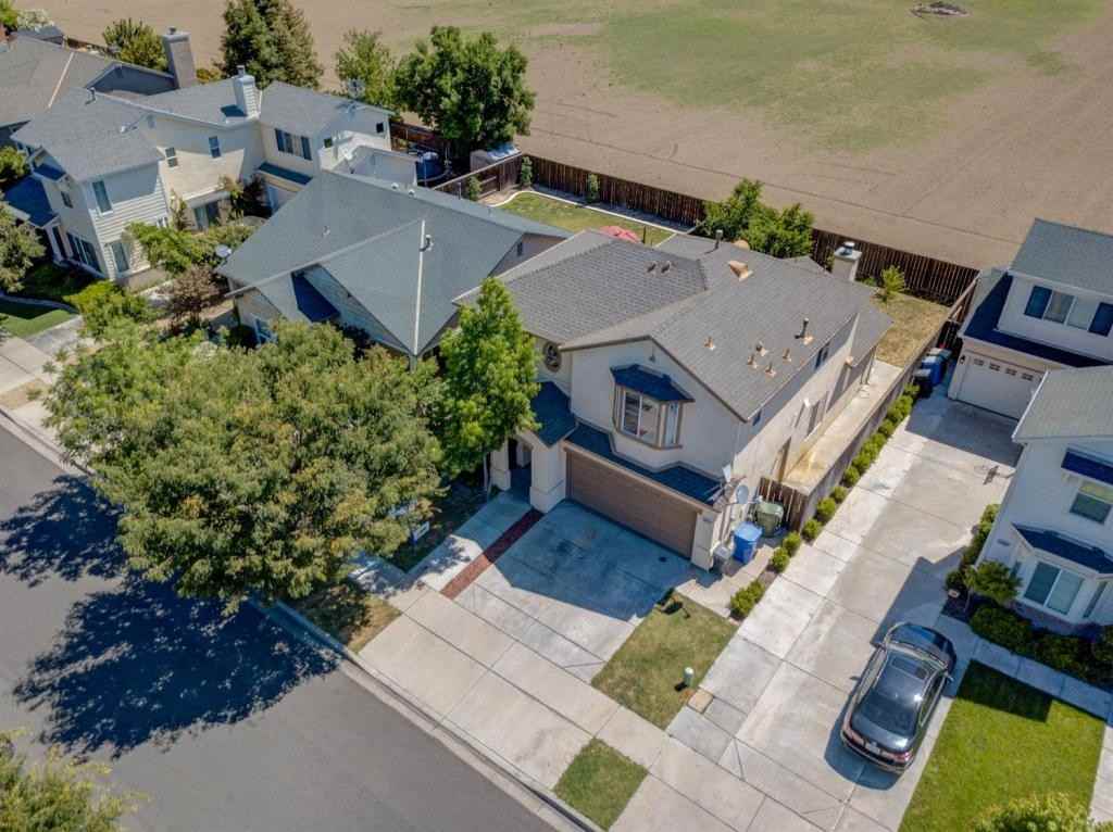 4076 Sage Way - Photo 2 of 14