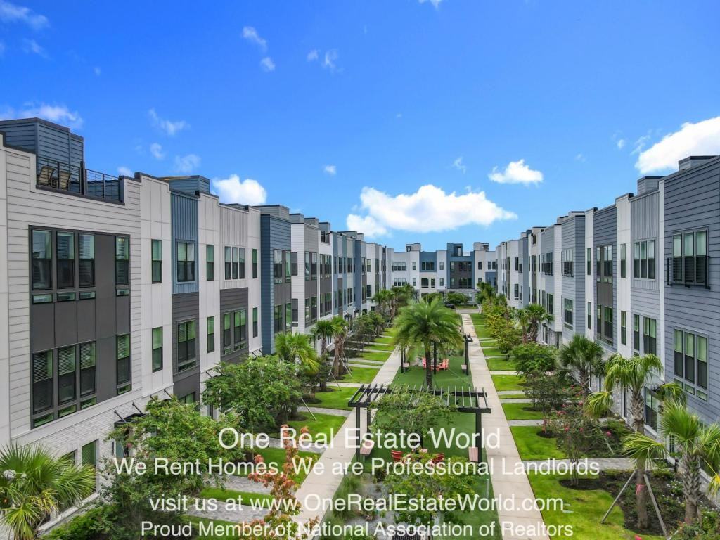 2154 Whitney Marsh Aly - Photo 3 of 50