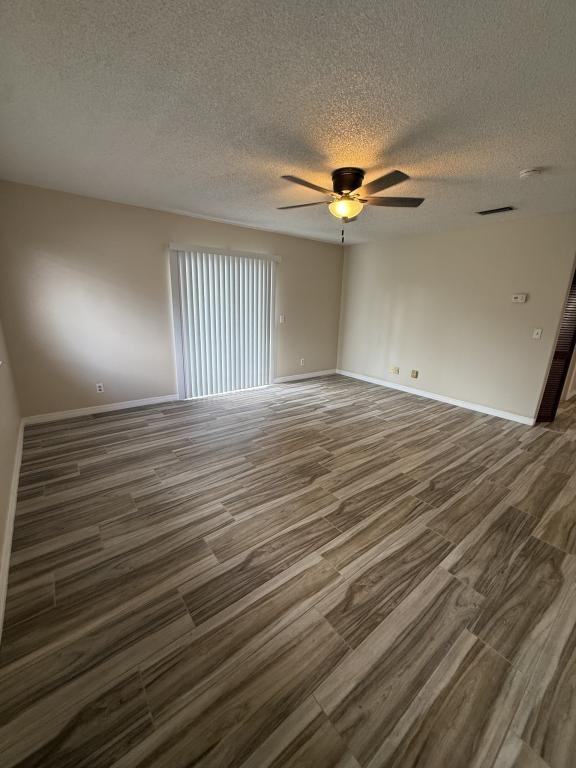 6212 Horseshoe Ave - Photo 2 of 16