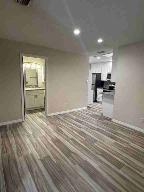 6212 Horseshoe Ave - Photo 3 of 16