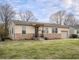 featured image of 7836 E King Pl