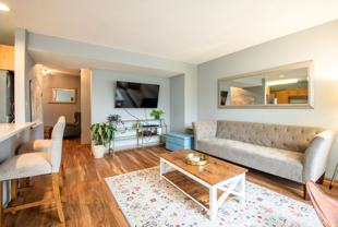 5724 4th St Ne - Photo 1 of 1