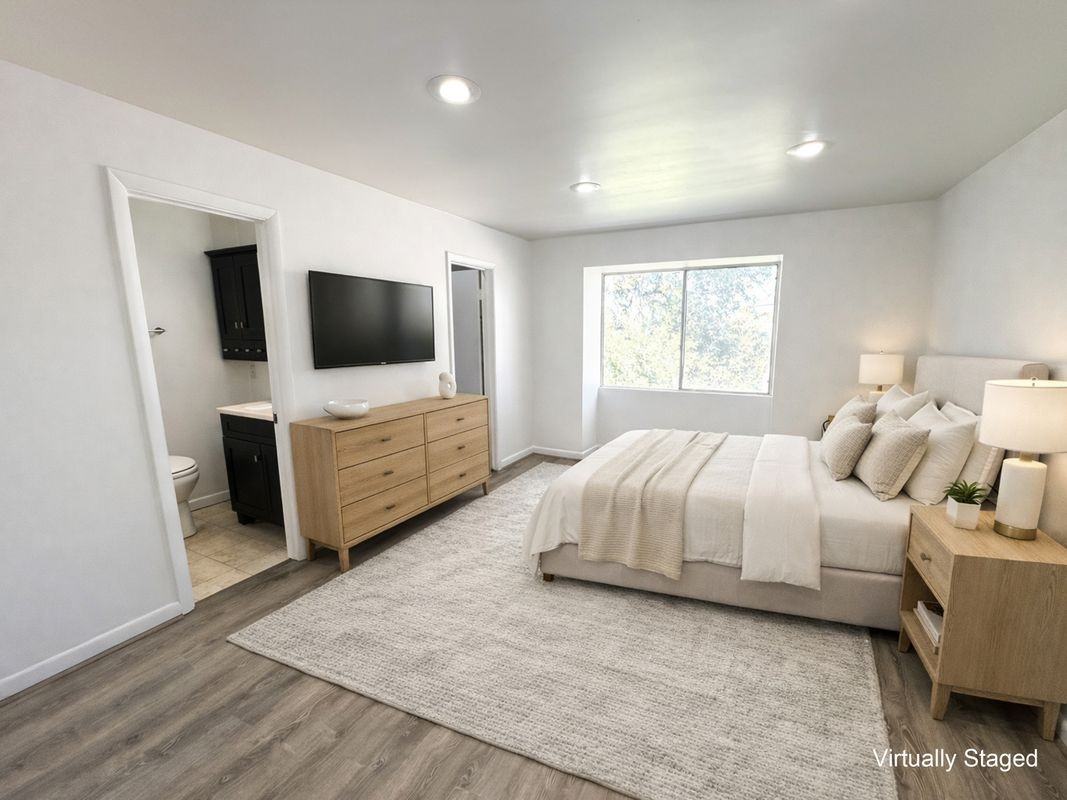 1016 W Osborn Rd - Photo 6 of 13