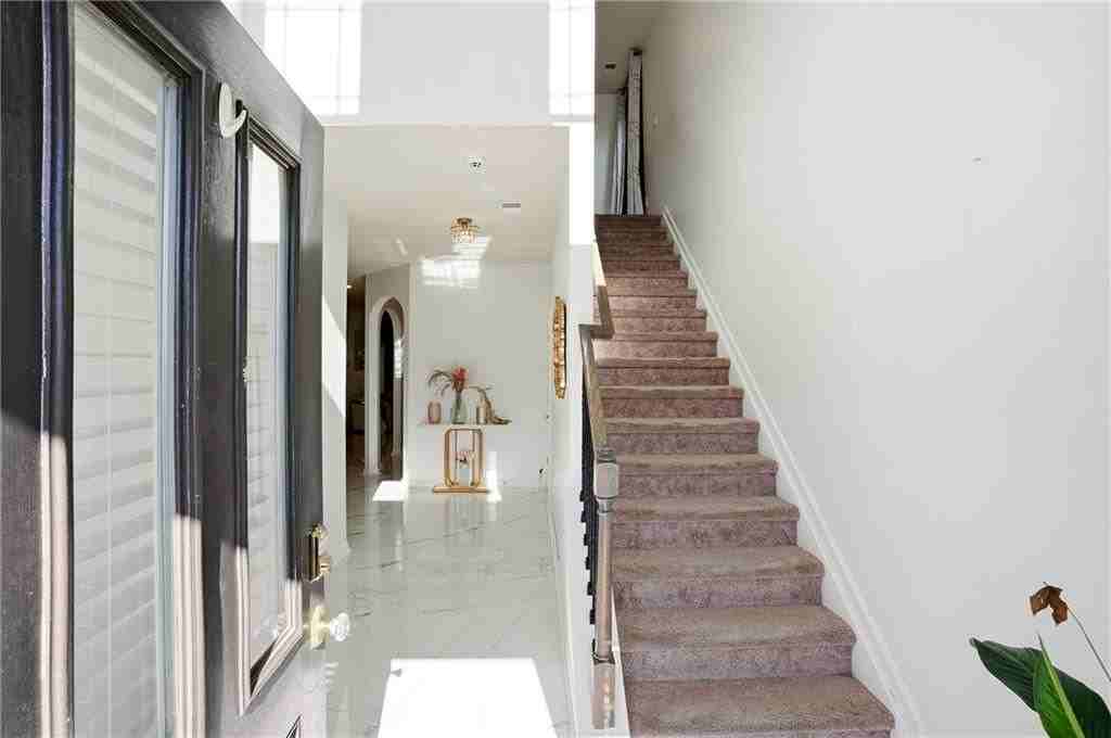 341 Emporia Loop - Photo 3 of 29