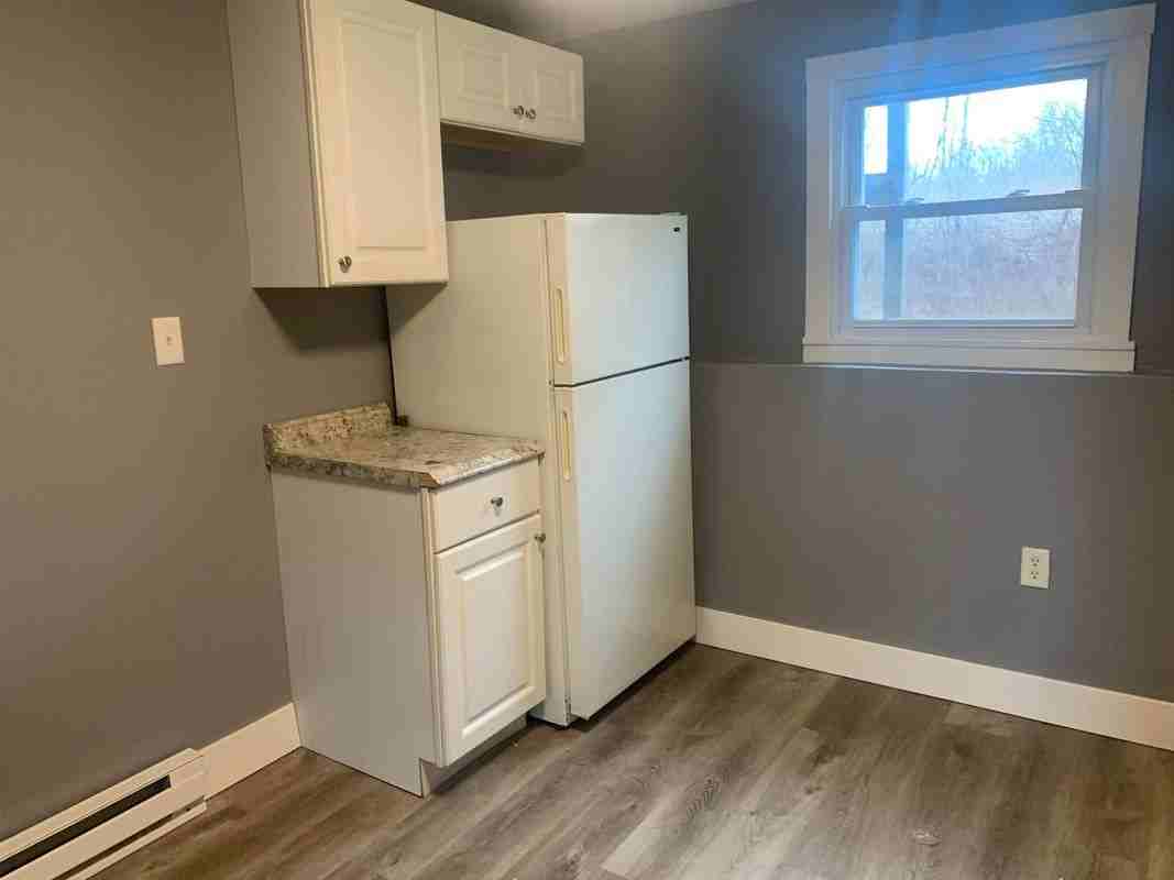 354AB Main St ##3 - Photo 6 of 30