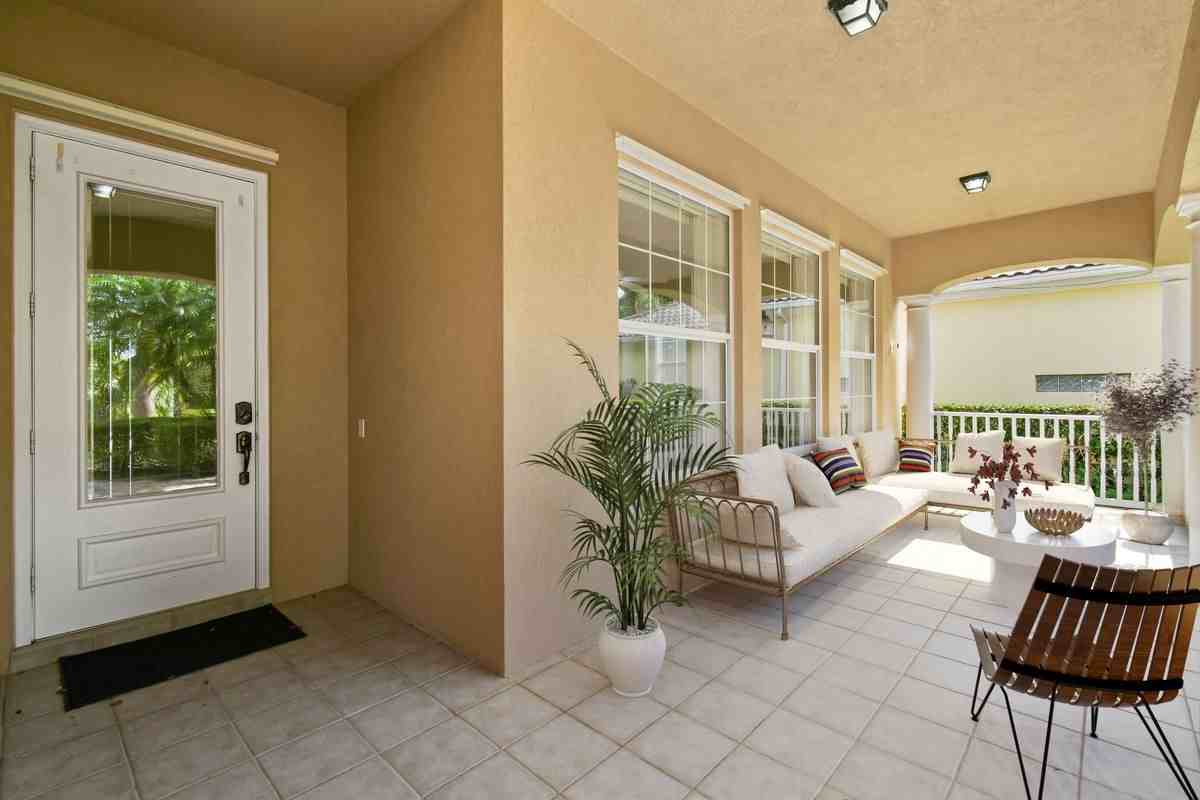 11325 Sw Olmstead Dr - Photo 4 of 14