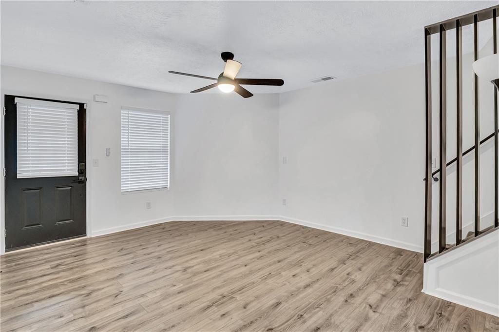 6234 Culver Dr - Photo 3 of 28