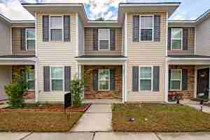 featured image of 205 Grove Ln #1