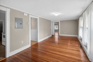 featured image of 46 Peirce St #3