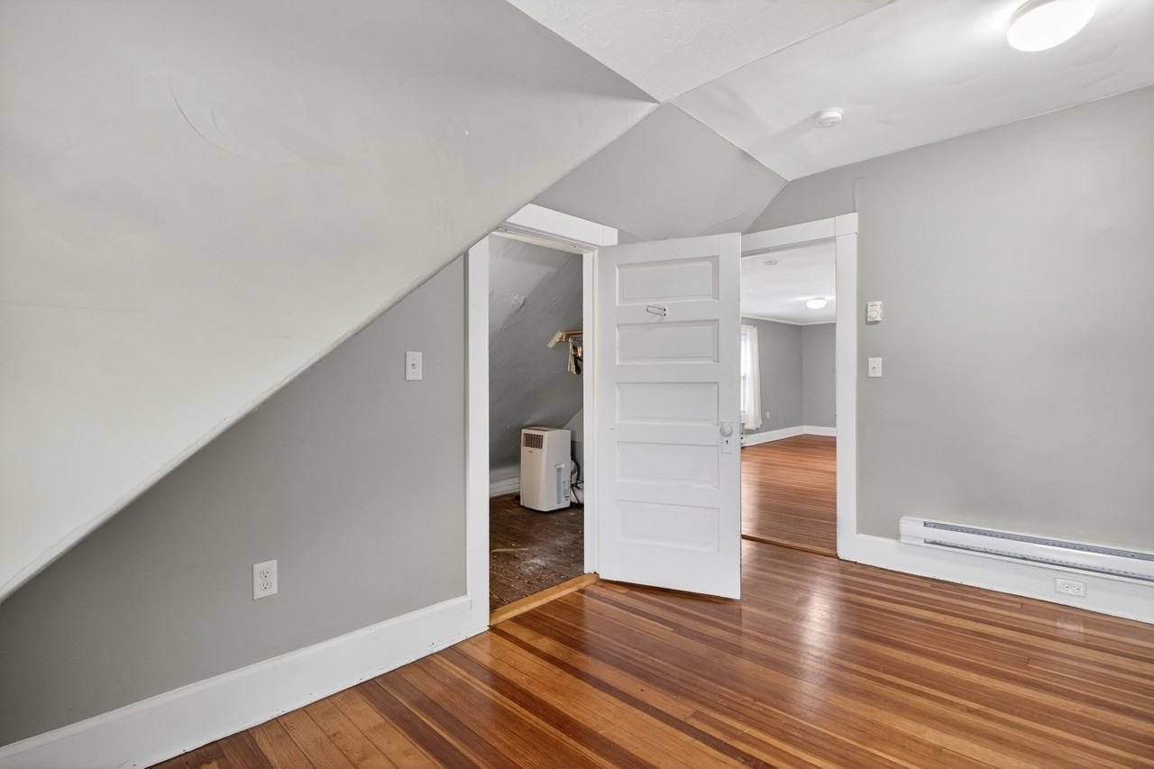 46 Peirce St #3 - Photo 5 of 22