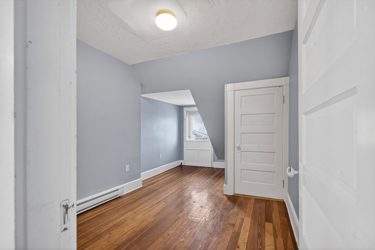46 Peirce St #3 - Photo 7 of 22