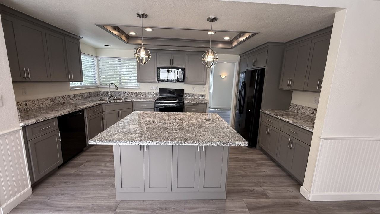 Berryessa Ct - Photo 7 of 39