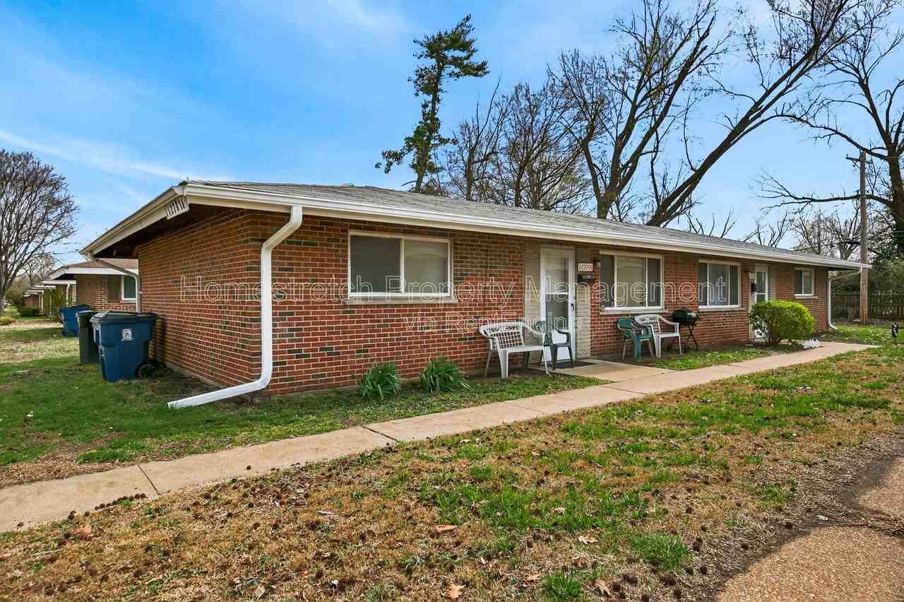 11276 Liana Ln - Photo 2 of 18