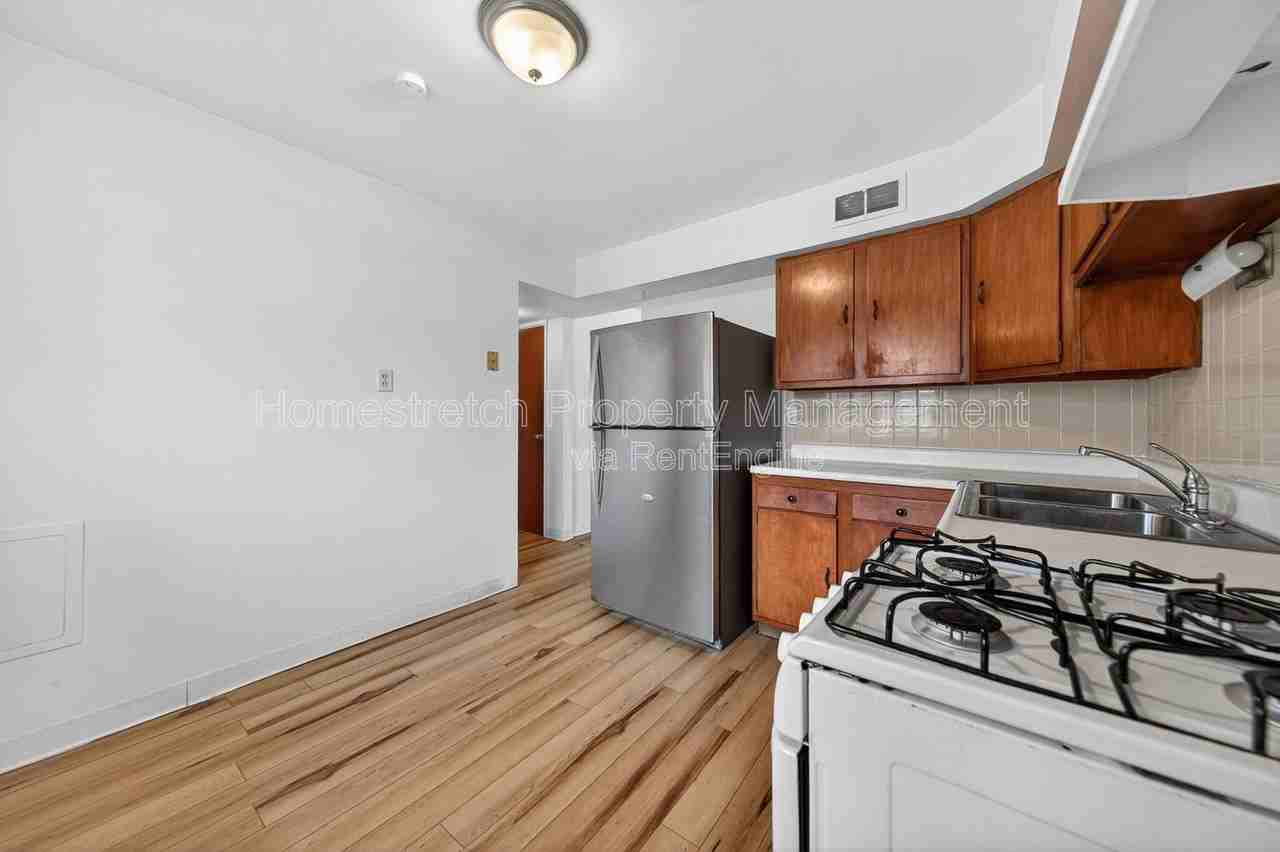 11276 Liana Ln - Photo 5 of 18