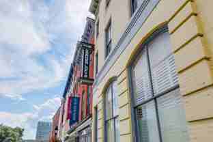 1321 1/2 E Main St #301 - Photo 1 of 1