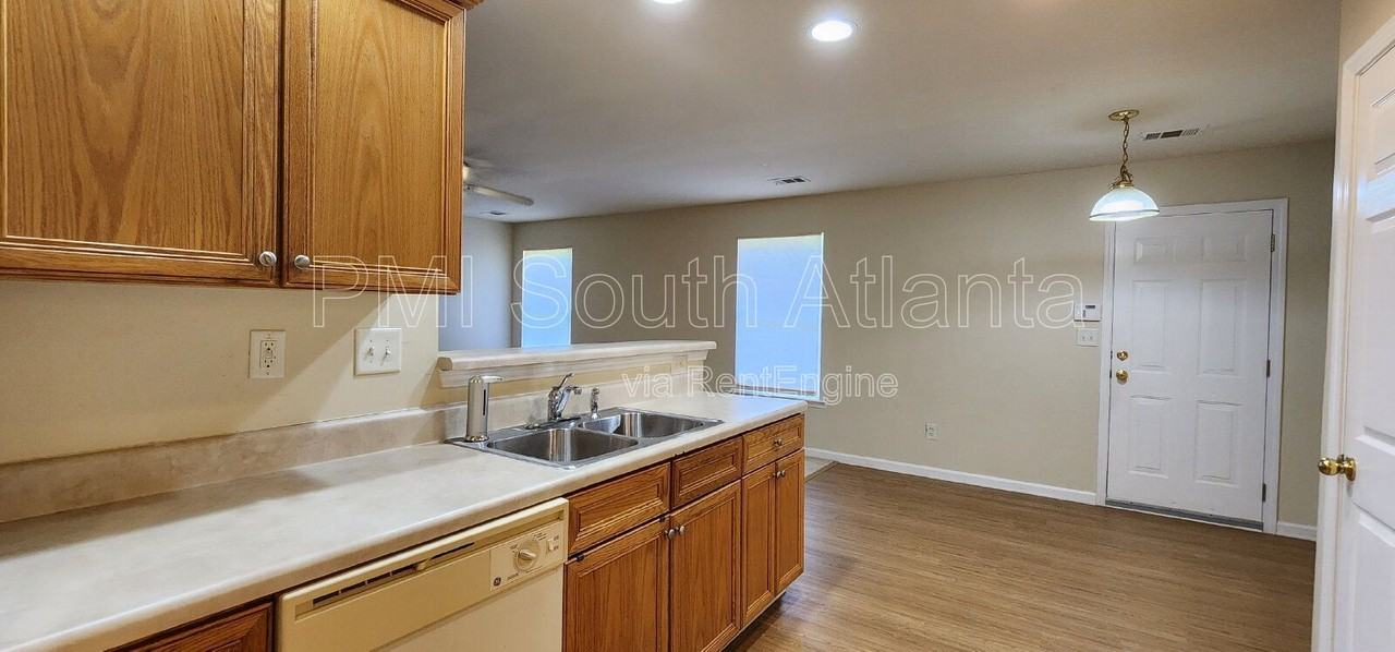 7846 The Lakes Pt - Photo 7 of 31