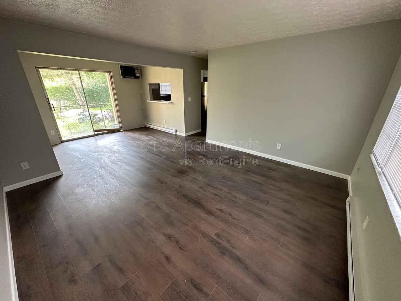 6219 Graceland Ave #1 - Photo 4 of 7