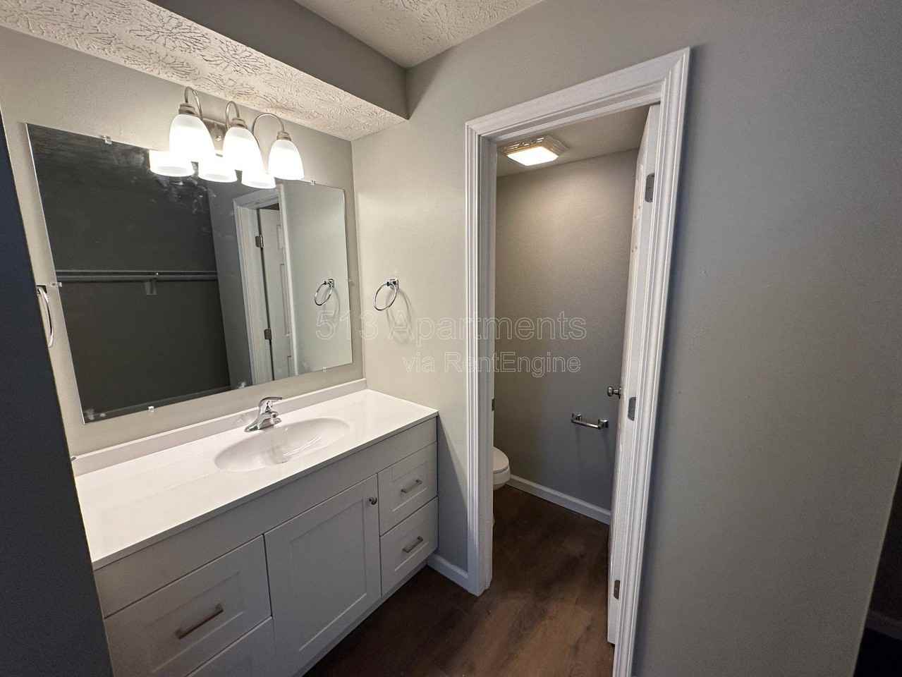 6219 Graceland Ave #1 - Photo 5 of 7