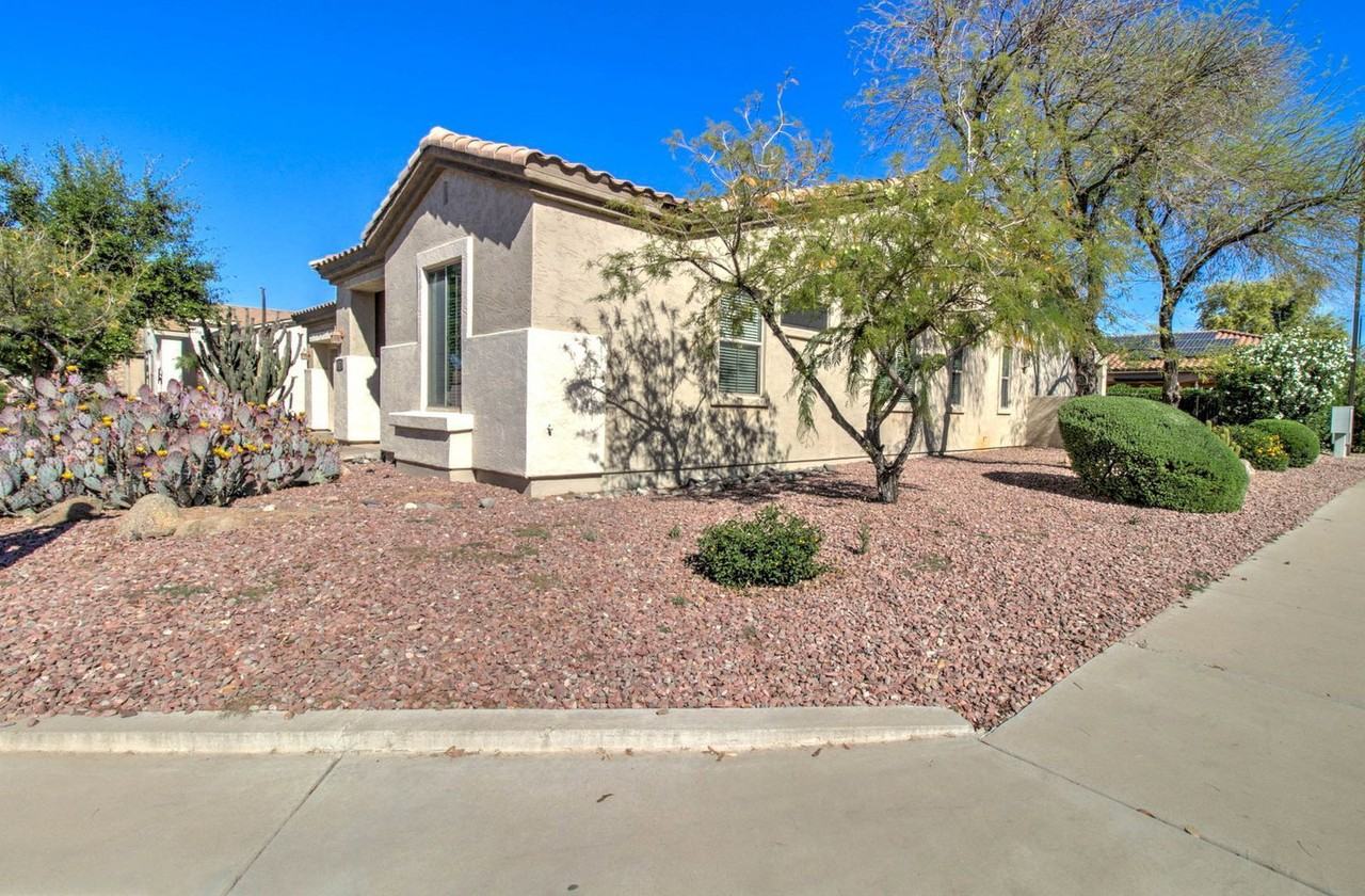 4120 E Donato Dr - Photo 6 of 50