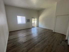 6506 Balboa Blvd #C - Photo 1 of 1