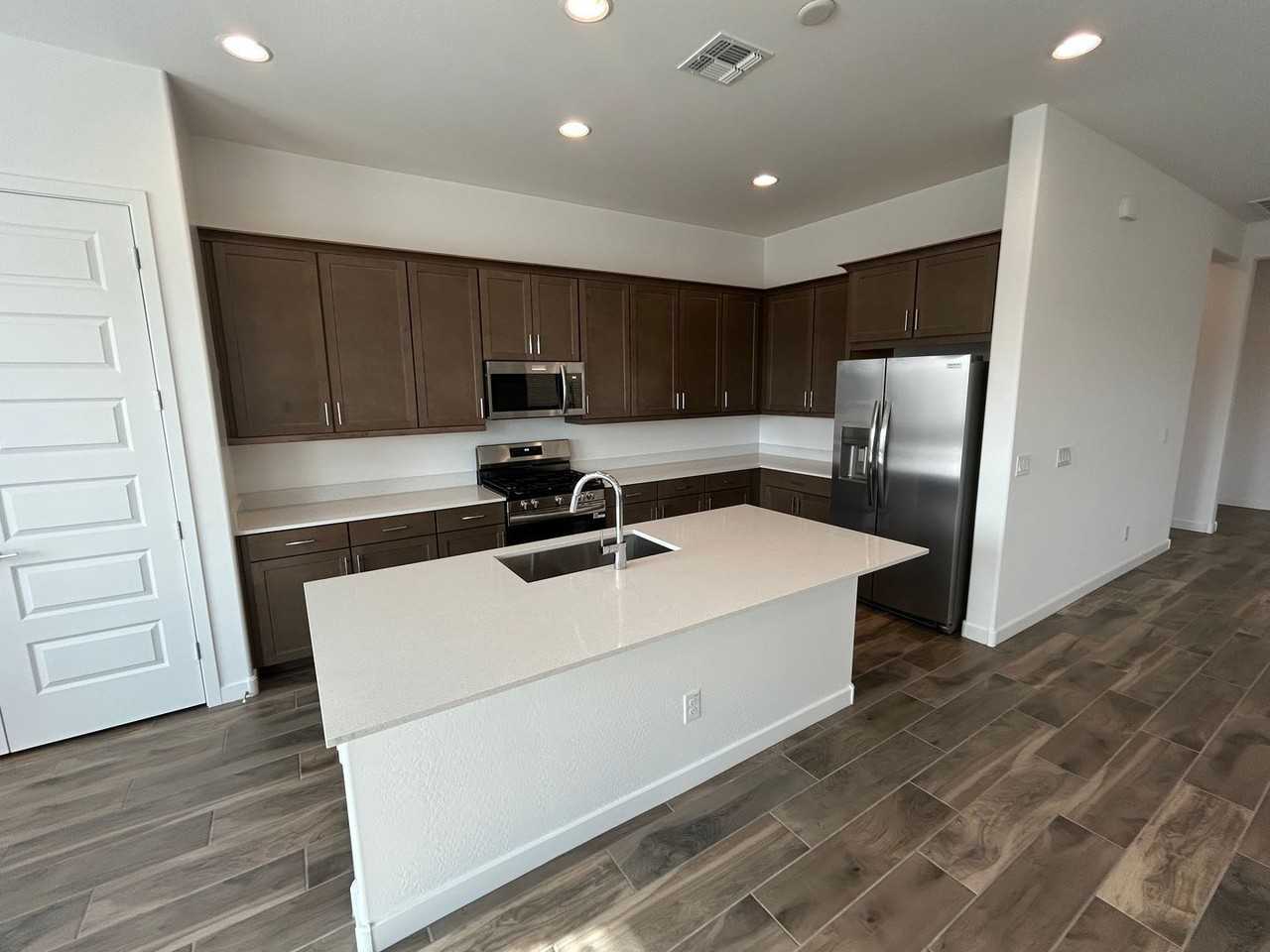 25509 N 149th Ave - Photo 3 of 28