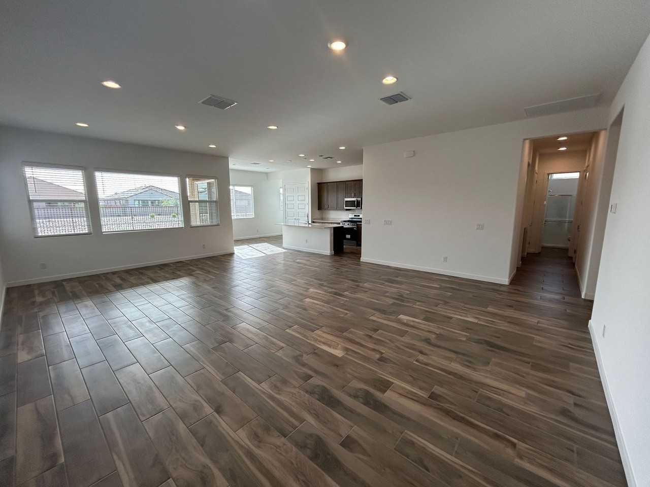 25509 N 149th Ave - Photo 6 of 28