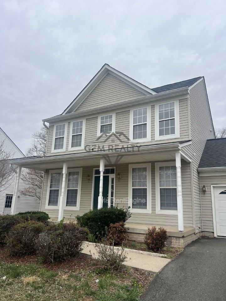 6507 Hot Spring Ln - Photo 2 of 23