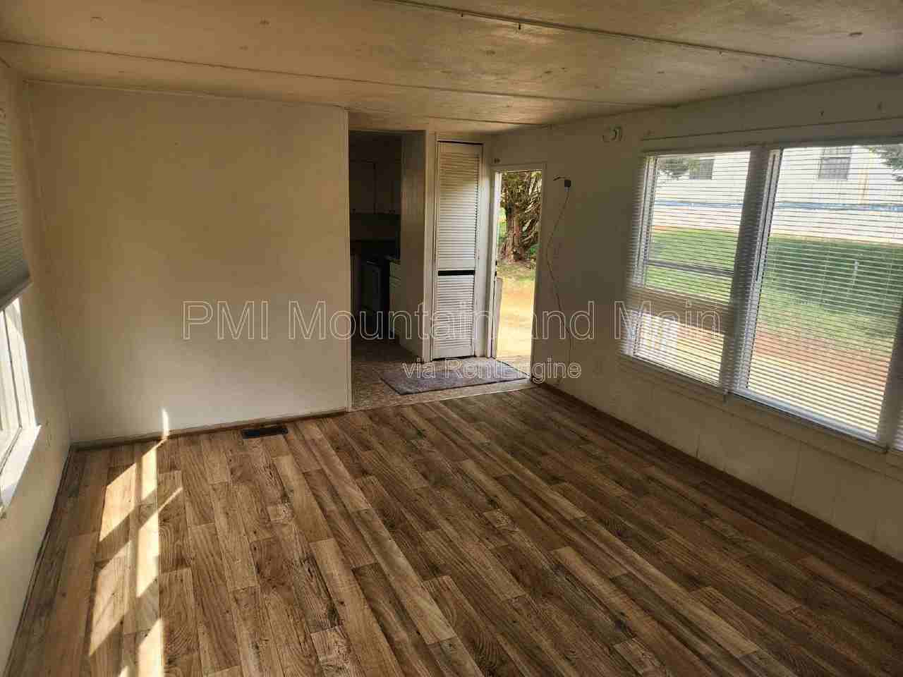 9 Grateful Way - Photo 5 of 22