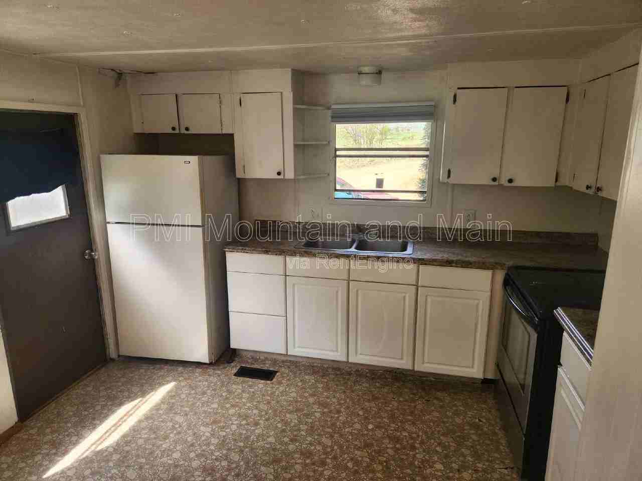 9 Grateful Way - Photo 7 of 22