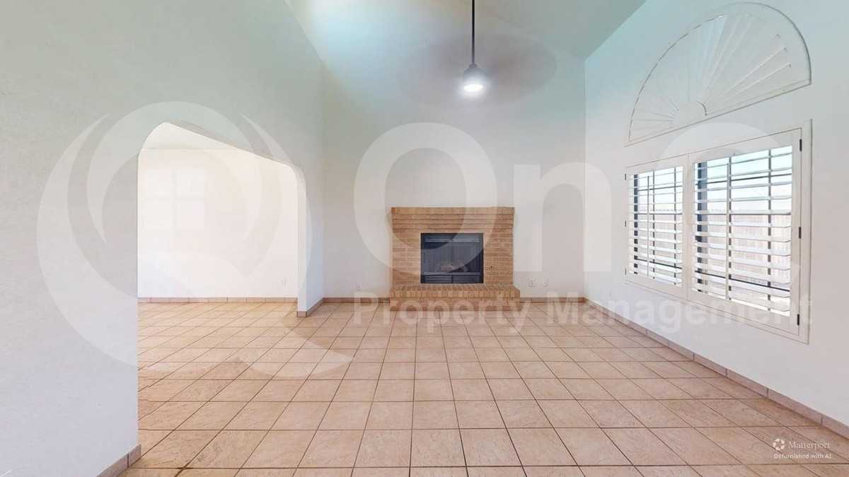 9650 N Vendone Ave - Photo 7 of 24