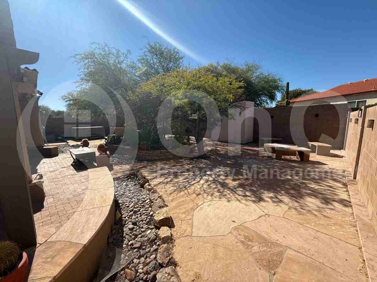 1817 N Evelyn Ave - Photo 4 of 27